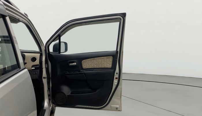 2018 Maruti Wagon R 1.0 VXI AMT, Petrol, Automatic, 91,779 km, RHS Front Door