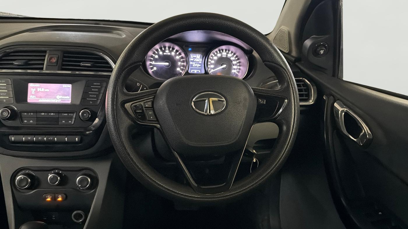 2018 Tata TIGOR XZA PETROL, Petrol, Automatic, 23,812 km, Steering Wheel Close Up