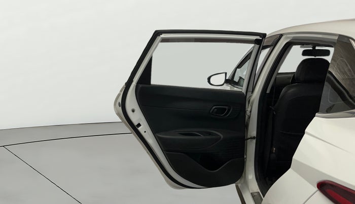 2021 Hyundai NEW I20 SPORTZ 1.2 MT, Petrol, Manual, 40,009 km, LHS Rear Door