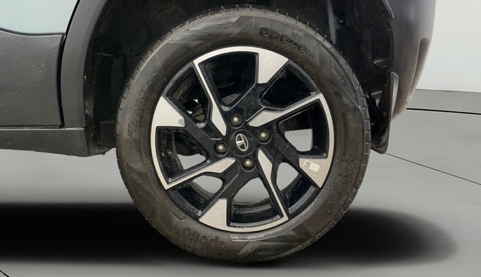 2021 Tata PUNCH ACCOMPLISHED MT, Petrol, Manual, 26,747 km, Left Rear Wheel