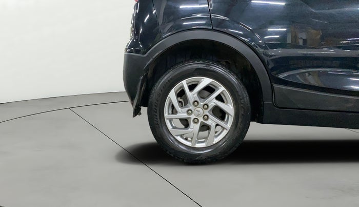 2023 Mahindra XUV300 W8 1.2 PETROL, Petrol, Manual, 51,621 km, Right Rear Wheel