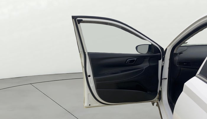 2023 Hyundai NEW I20 SPORTZ 1.2 MT, Petrol, Manual, 38,249 km, LHS Front Door