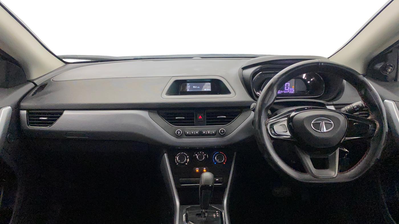 2020 Tata NEXON XMA PETROL, Petrol, Automatic, 81,670 km, Dashboard