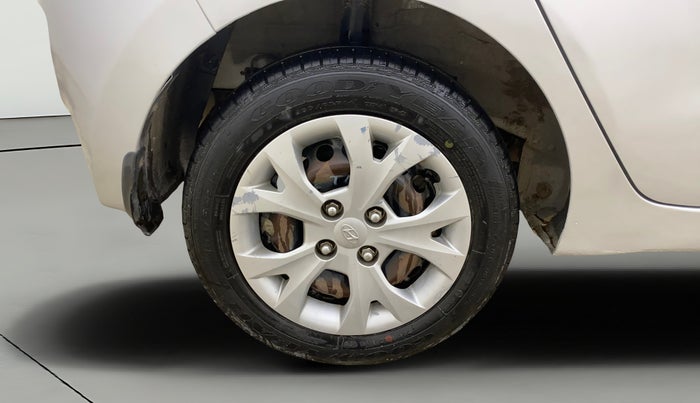 2016 Hyundai Grand i10 MAGNA 1.1 CRDI, Diesel, Manual, 92,624 km, Right Rear Wheel