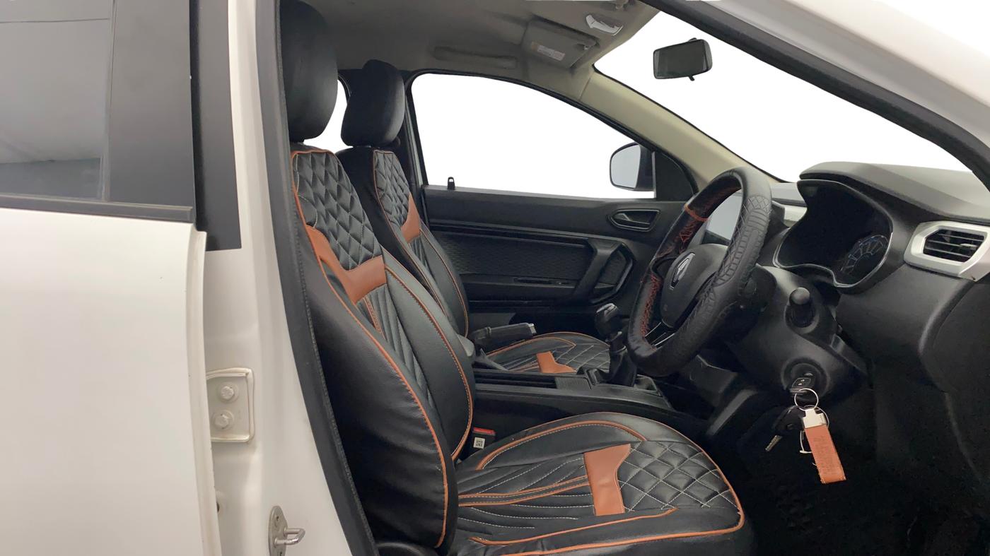 2021 Renault Kiger RXL MT, Petrol, Manual, 24,523 km, Right Side Front Door Cabin