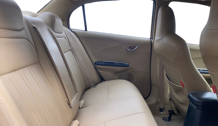 2016 Honda Amaze 1.2L I-VTEC VX, Petrol, Manual, 86,237 km, Right Side Rear Door Cabin