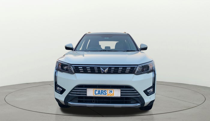 2023 Mahindra XUV300 W8 (O) 1.2 PETROL, Petrol, Manual, 30,905 km, Front