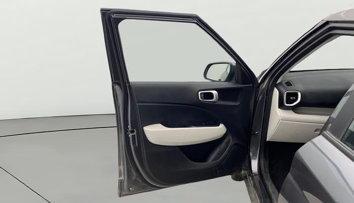 2025 Hyundai VENUE S(O) 1.2, Petrol, Manual, 13,584 km, LHS Front Door