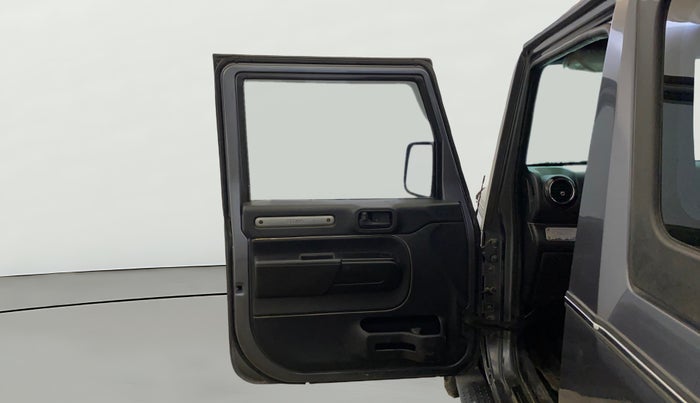 2022 Mahindra Thar LX D AT 4WD HT, Diesel, Automatic, 73,784 km, LHS Front Door