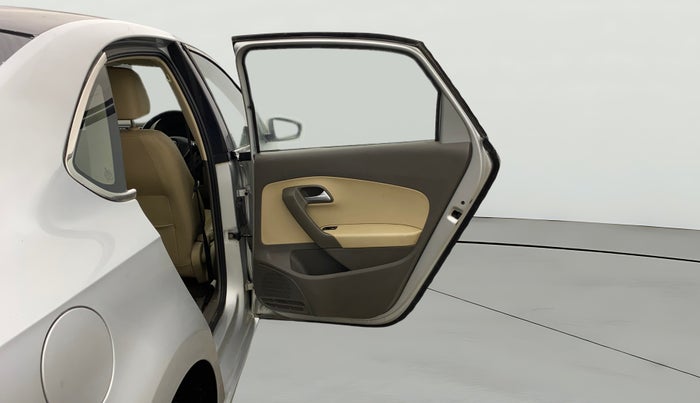 2016 Volkswagen Vento HIGHLINE 1.6 MPI, Petrol, Manual, 98,199 km, RHS Rear Door