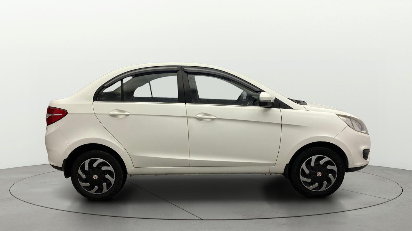 2015 Tata Zest XE PETROL, Petrol, Manual, 77,831 km, Right Side View