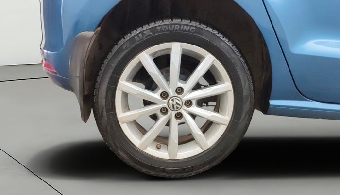 2017 Volkswagen Polo HIGHLINE PLUS 1.2(16 ALLOY, Petrol, Manual, 20,682 km, Right Rear Wheel