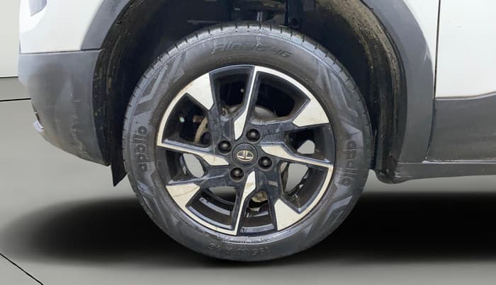 2022 Tata PUNCH CREATIVE  AMT, Petrol, Automatic, 43,916 km, Left Front Wheel