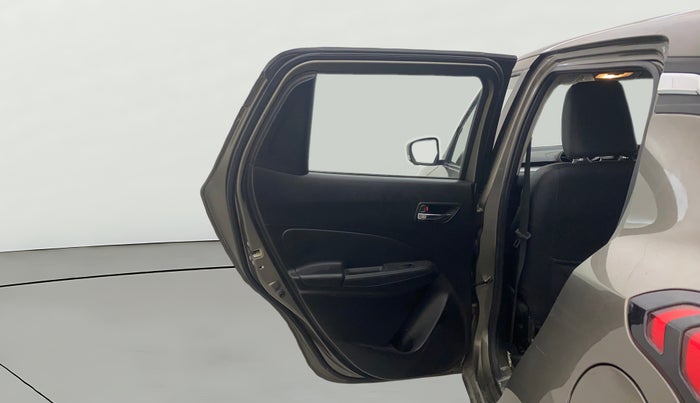 2023 Maruti Swift ZXI CNG, CNG, Manual, 38,643 km, LHS Rear Door