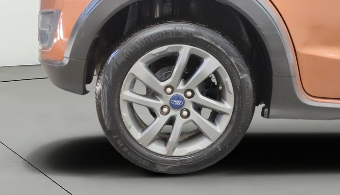 2018 Ford FREESTYLE TITANIUM PLUS 1.2 PETROL, Petrol, Manual, 56,361 km, Right Rear Wheel