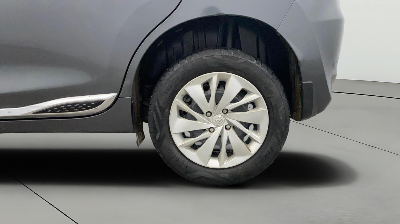 2022 Toyota Glanza E, Petrol, Manual, 71,208 km, Left Rear Wheel