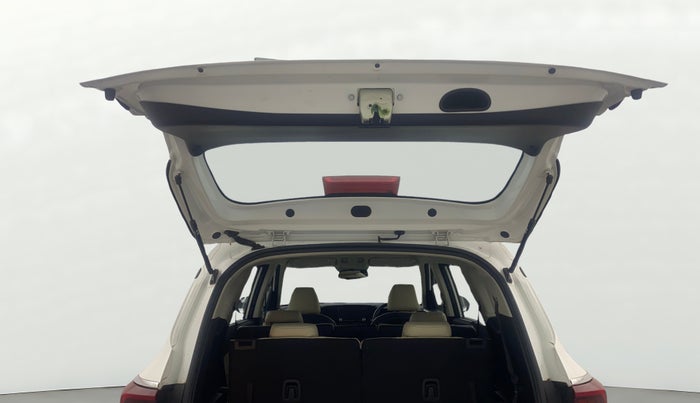 2022 KIA CARENS LUXURY 1.5 DIESEL 7 STR, Diesel, Manual, 22,170 km, Boot Door Open