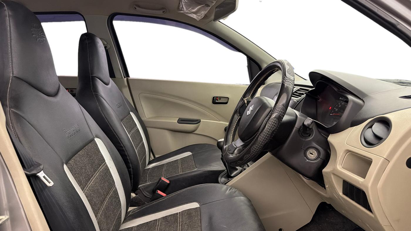 2015 Maruti Celerio LXI, Petrol, Manual, 88,112 km, Right Side Front Door Cabin