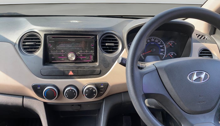 2017 Hyundai Grand i10 MAGNA 1.2 KAPPA VTVT, Petrol, Manual, 44,728 km, Air Conditioner