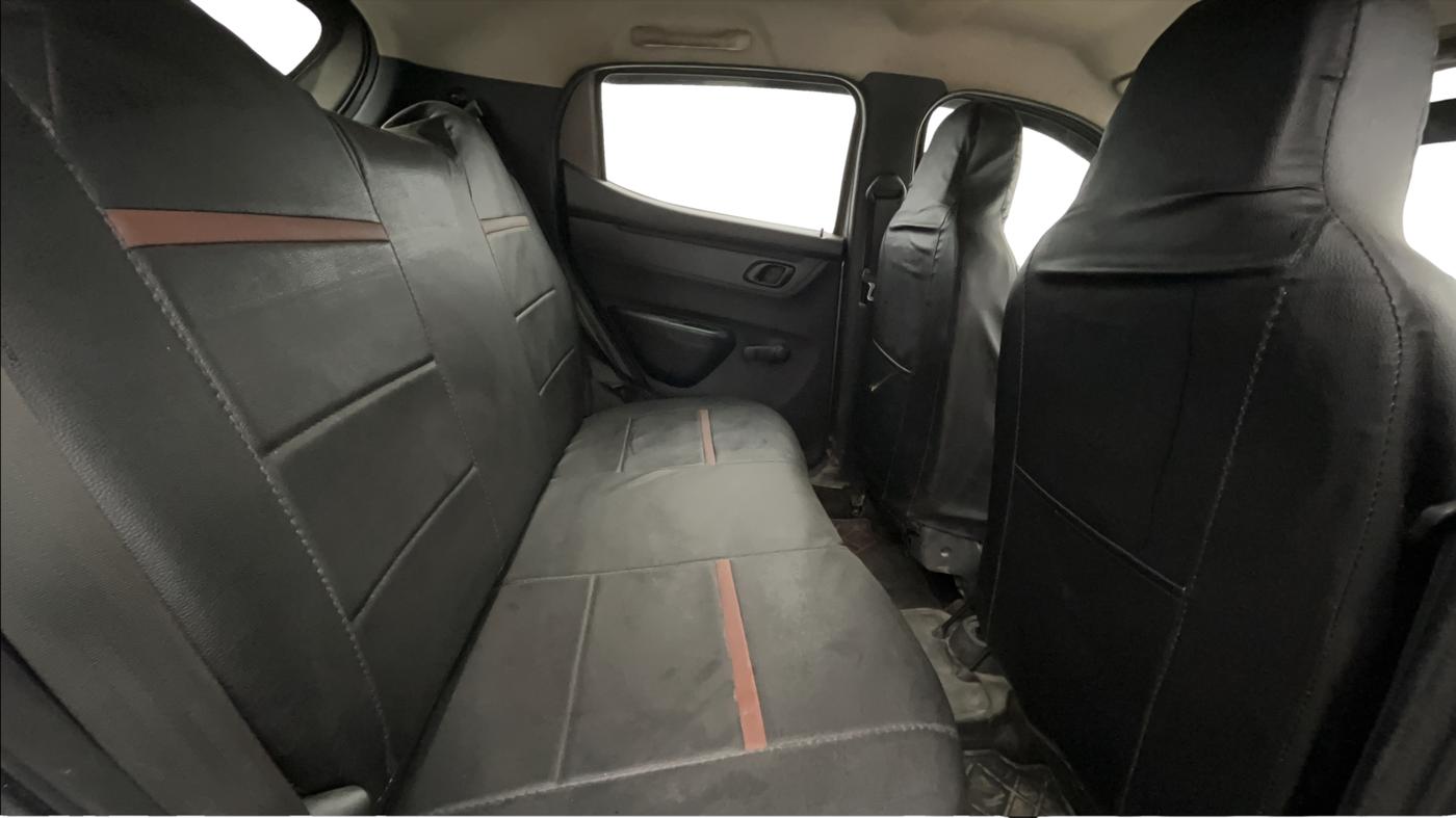 2016 Renault Kwid RXT 0.8, Petrol, Manual, 65,854 km, Right Side Rear Door Cabin