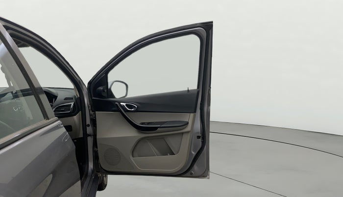 2019 Tata Tiago XZ PETROL, Petrol, Manual, 46,985 km, RHS Front Door