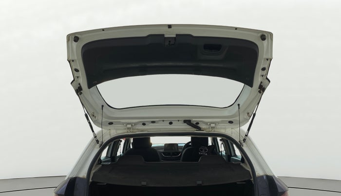 2022 Tata ALTROZ XM PLUS PETROL, Petrol, Manual, 69,373 km, Boot Door Open