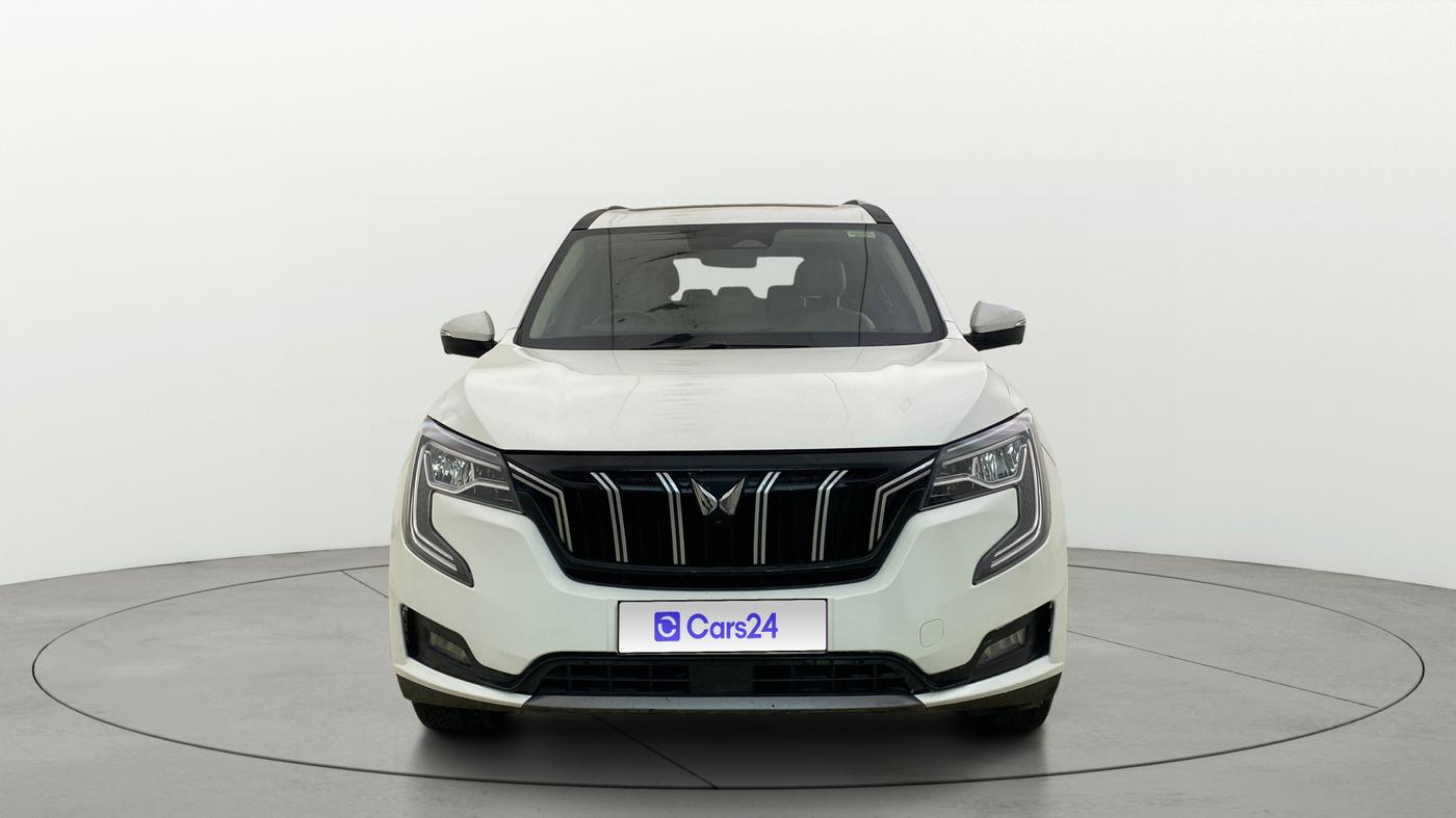 2022 Mahindra XUV700 AX 7 LUXURY D AT 7 STR, Diesel, Automatic, 93,680 km, Front
