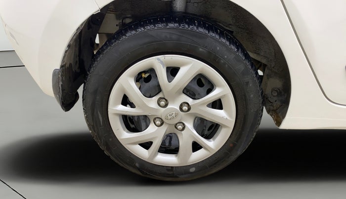 2017 Hyundai Grand i10 SPORTZ (O) 1.2 KAPPA VTVT, Petrol, Manual, 58,749 km, Right Rear Wheel