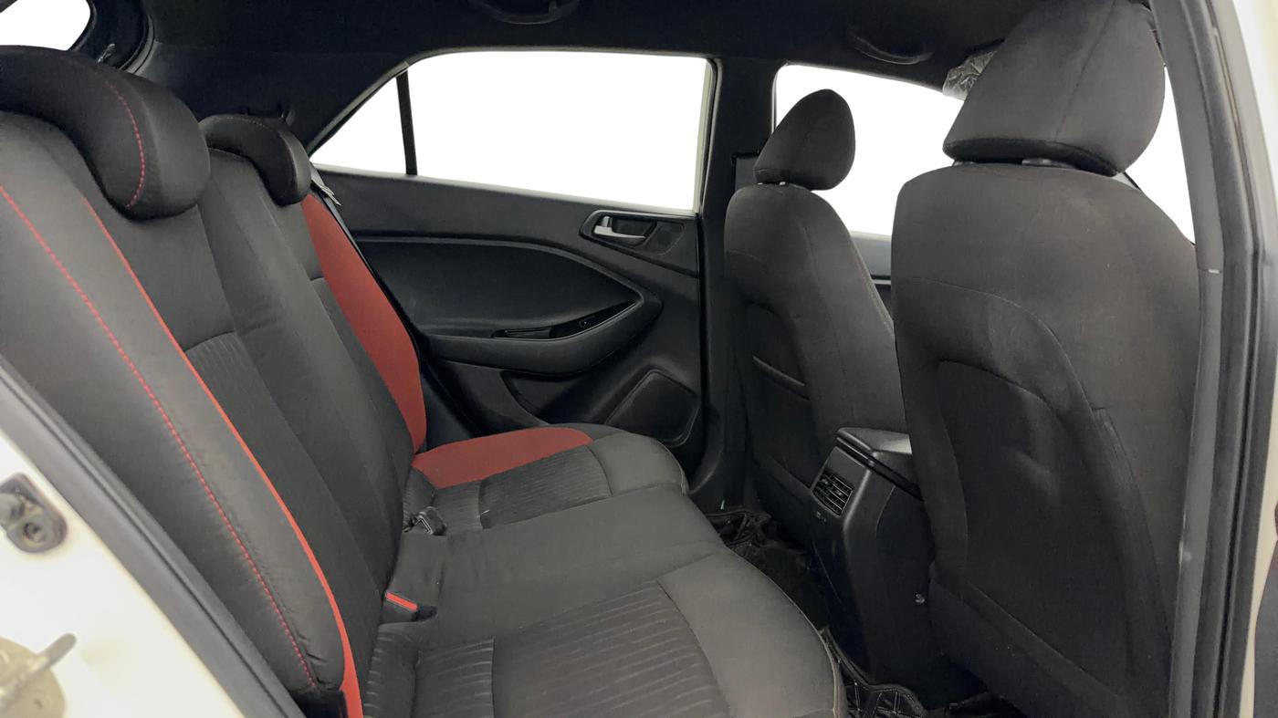 2018 Hyundai Elite i20 ASTA 1.2 DUAL TONE, Petrol, Manual, 66,592 km, Right Side Rear Door Cabin