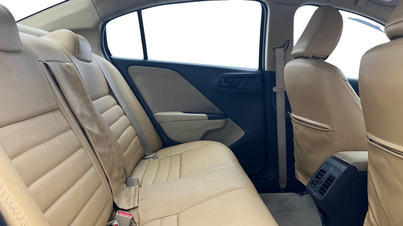 2014 Honda City 1.5L I-DTEC SV, Diesel, Manual, 1,15,468 km, Right Side Rear Door Cabin