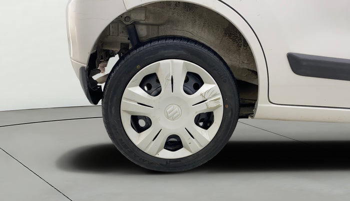 2017 Maruti Wagon R 1.0 VXI, Petrol, Manual, 44,062 km, Right Rear Wheel
