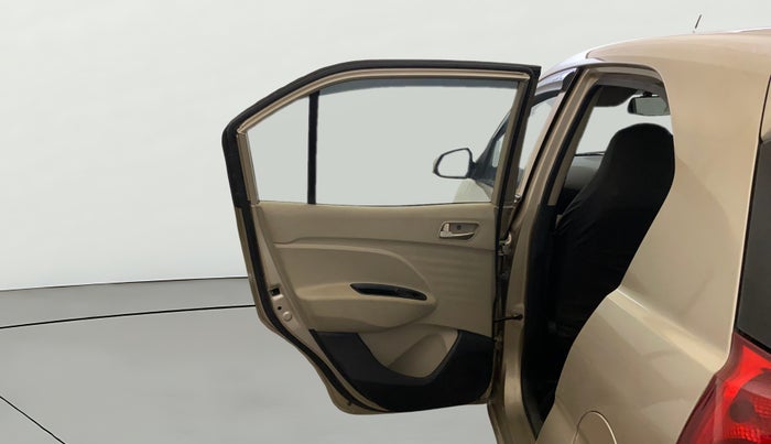 2019 Hyundai NEW SANTRO SPORTZ CNG, CNG, Manual, 70,240 km, LHS Rear Door