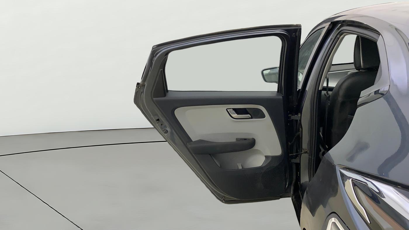 2021 Tata ALTROZ XZ PETROL, Petrol, Manual, 55,206 km, LHS Rear Door