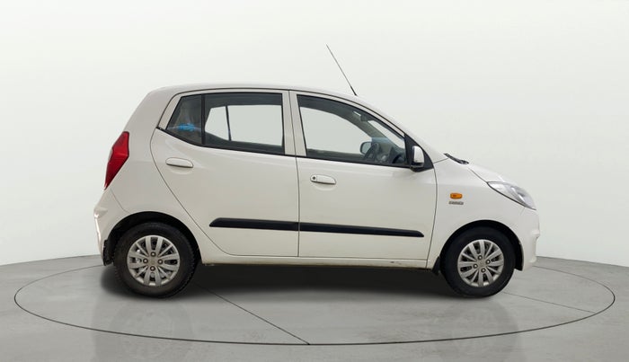 2015 Hyundai i10 SPORTZ 1.1, Petrol, Manual, 49,456 km, Right Side View