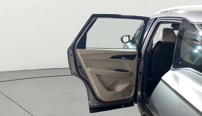 2021 MG HECTOR SHARP HYBRID 1.5 PETROL, Petrol, Manual, 30,783 km, LHS Rear Door