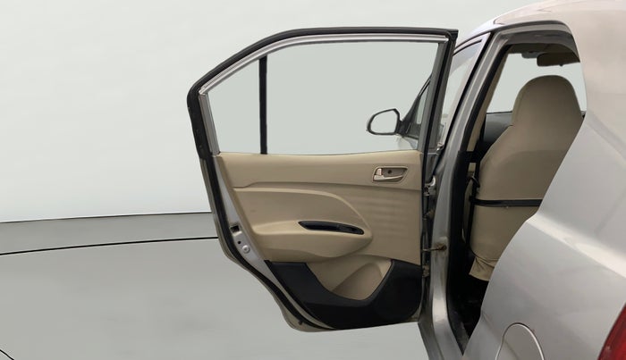 2019 Hyundai NEW SANTRO SPORTZ CNG, CNG, Manual, 70,949 km, LHS Rear Door