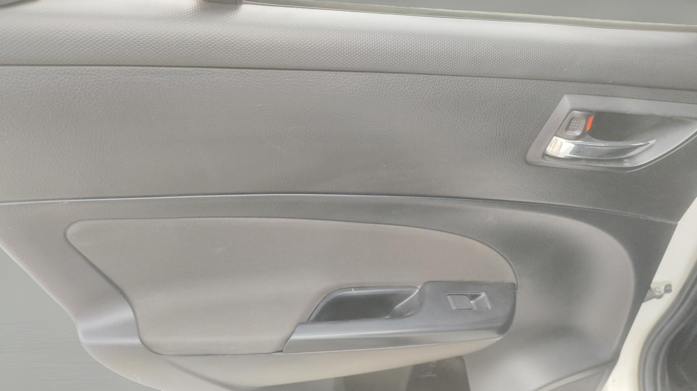 2014 Maruti Swift VXI, Petrol, Manual, 95,449 km, LHS Rear Door
