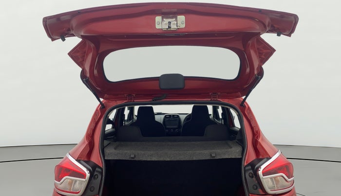 2017 Renault Kwid RXT 1.0 AMT, Petrol, Automatic, 67,812 km, Boot Door Open