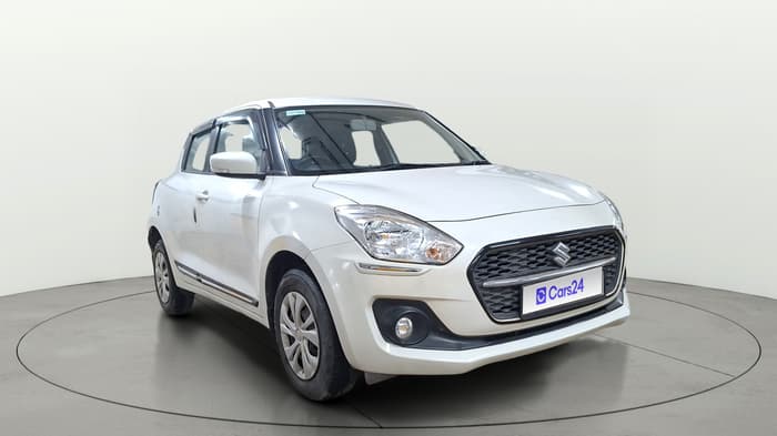 2023 Maruti Swift VXI AMT, Petrol, Automatic, 42,431 km, Right Front Diagonal