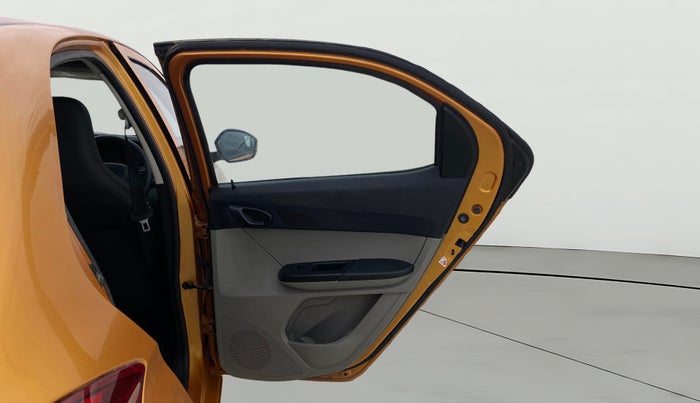 2018 Tata Tiago XT PETROL, Petrol, Manual, 72,539 km, RHS Rear Door