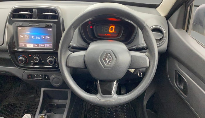 2016 Renault Kwid RXT 0.8, Petrol, Manual, 61,850 km, Steering Wheel Close Up
