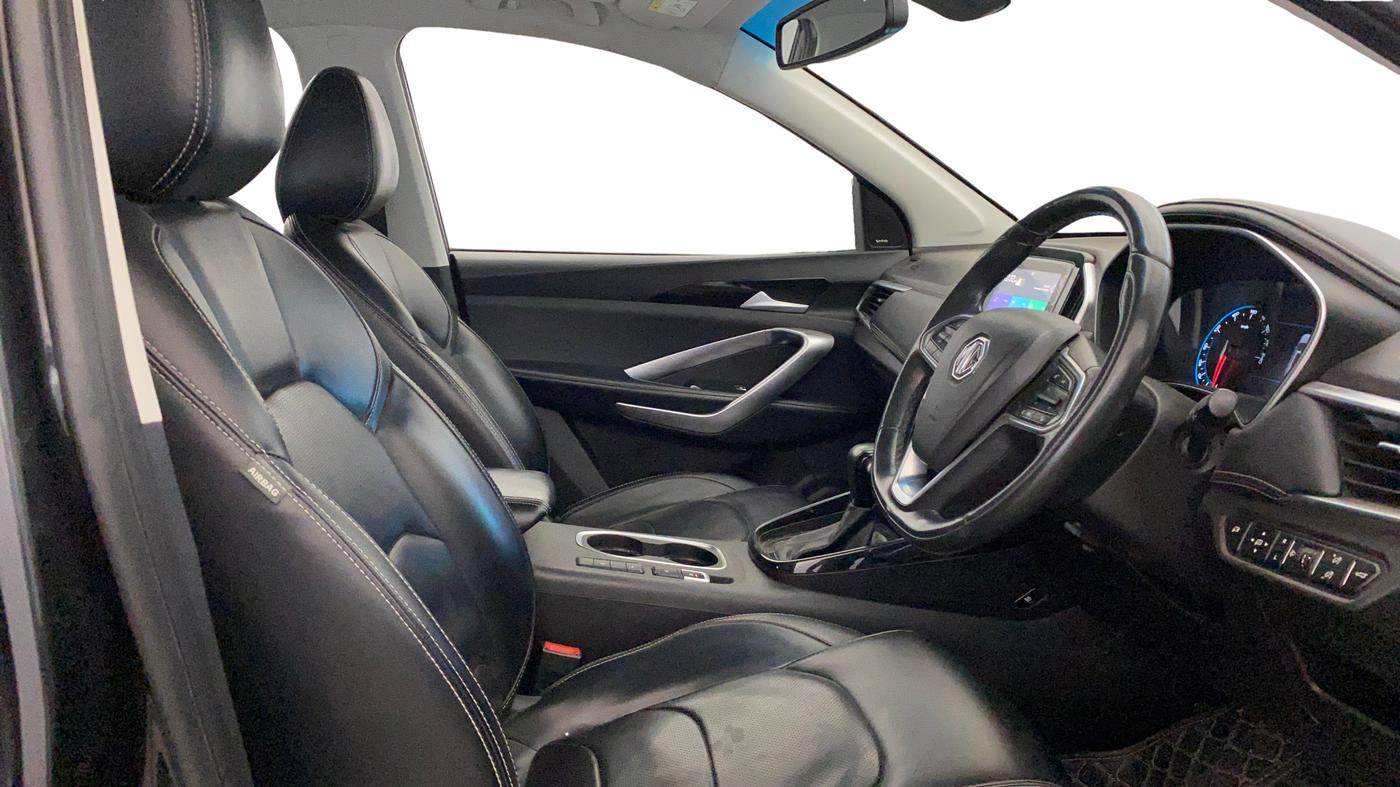 2021 MG HECTOR SHARP 1.5 DCT PETROL, Petrol, Automatic, 55,115 km, Right Side Front Door Cabin