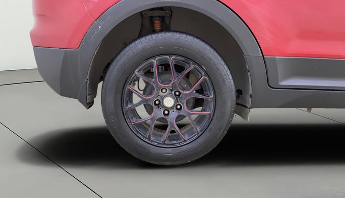 2015 Hyundai Creta SX PLUS 1.6 DIESEL, Diesel, Manual, 74,809 km, Right Rear Wheel