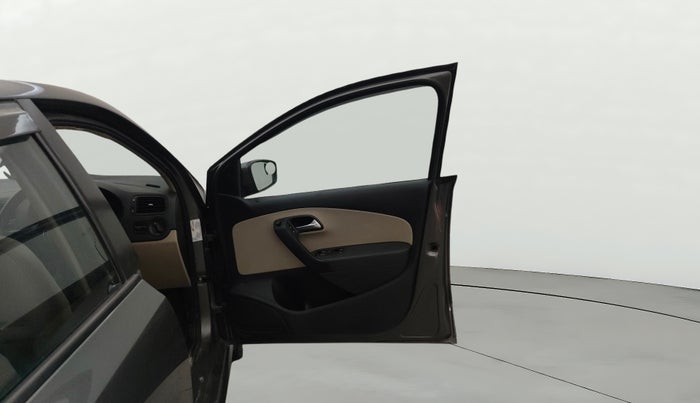 2013 Volkswagen Polo COMFORTLINE 1.2L PETROL, Petrol, Manual, 66,817 km, RHS Front Door