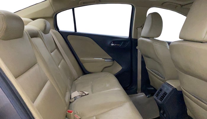 2015 Honda City 1.5L I-VTEC VX CVT, Petrol, Automatic, 49,079 km, Right Side Rear Door Cabin