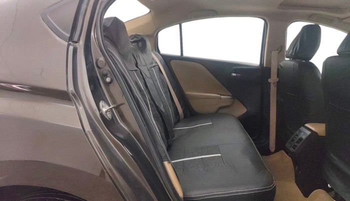 2015 Honda City 1.5L I-VTEC VX CVT, Petrol, Automatic, 1,05,614 km, Right Side Rear Door Cabin