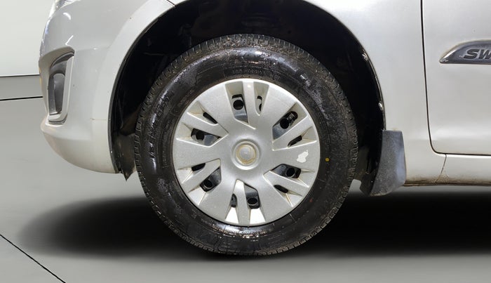 2013 Maruti Swift VXI, Petrol, Manual, 73,470 km, Left Front Wheel