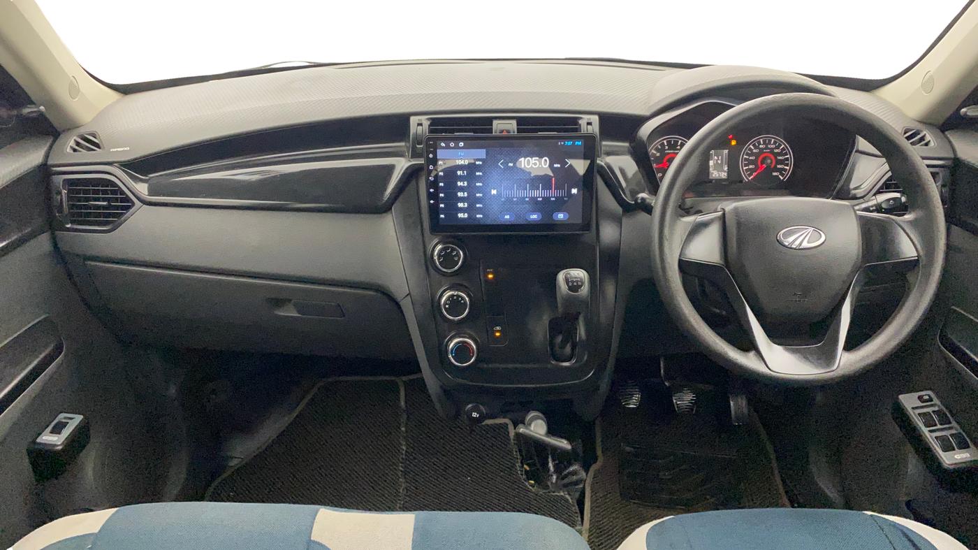 2020 Mahindra KUV 100 NXT K2+ P 6 STR, Petrol, Manual, 25,706 km, Dashboard