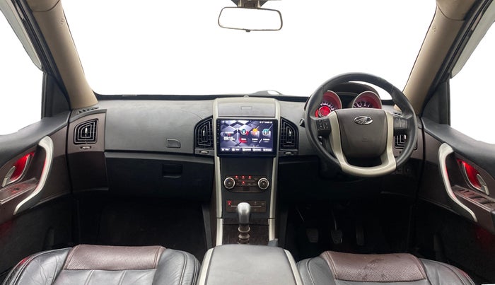 2014 Mahindra XUV500 W8, Diesel, Manual, 1,49,534 km, Dashboard