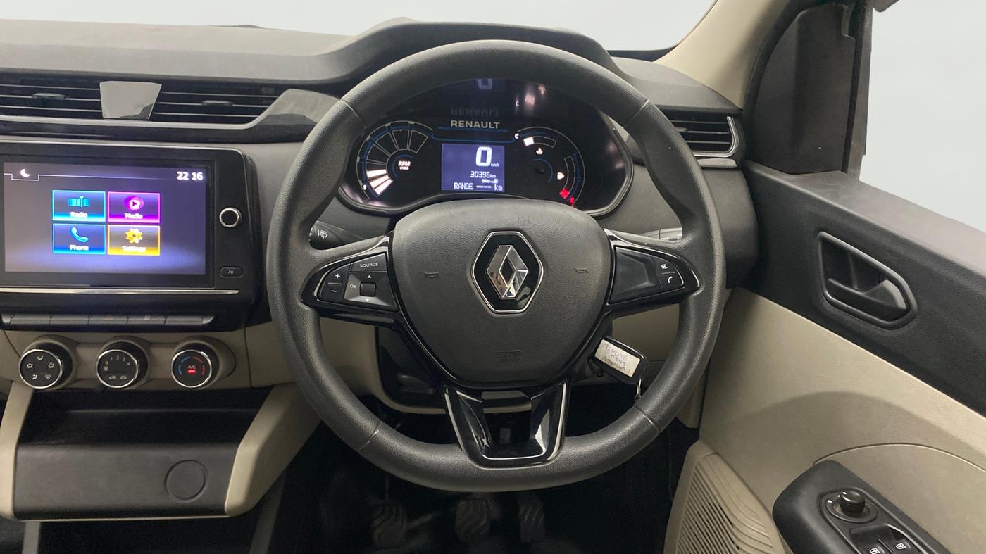 2022 Renault TRIBER RXT, Petrol, Manual, 30,357 km, Steering Wheel Close Up